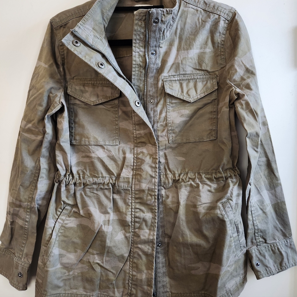 Style & Co. camouflage olive green utility jacket for Women In Small
